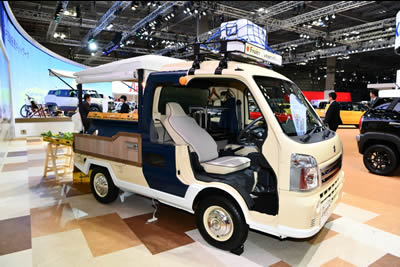 Suzuki Carry Open-Air Market Concept 